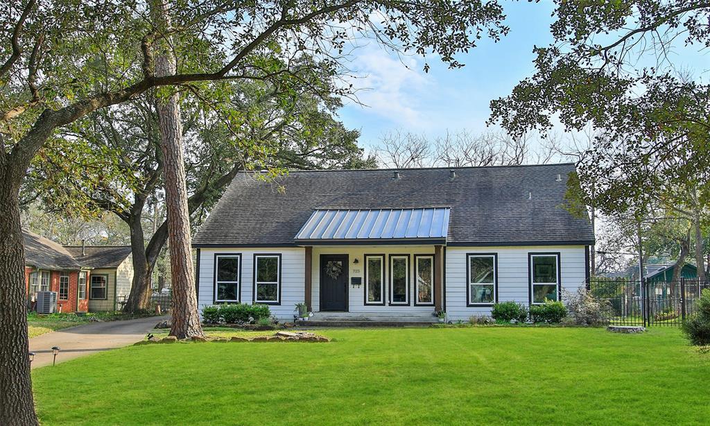 725 W 39th Street