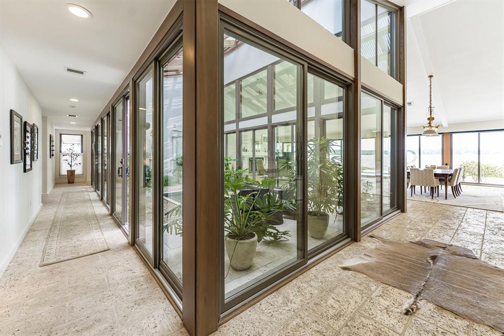 165 Lake View Circle, Conroe, Texas image 21