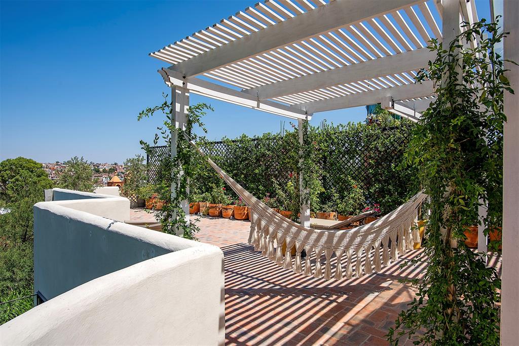 37700, Mexico, 3 Bedrooms Bedrooms, ,4 BathroomsBathrooms,Residential,Active,51561