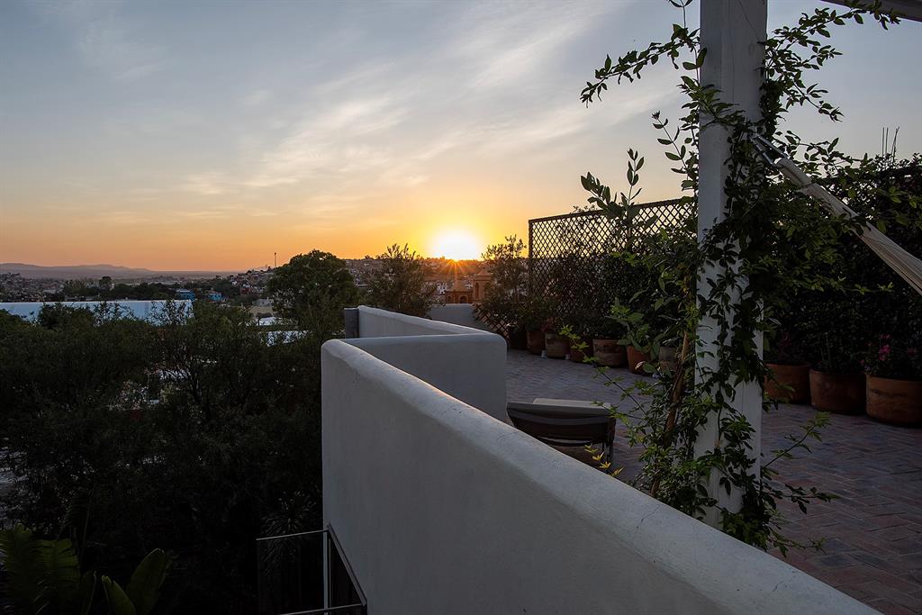 37700, Mexico, 3 Bedrooms Bedrooms, ,4 BathroomsBathrooms,Residential,Active,51561