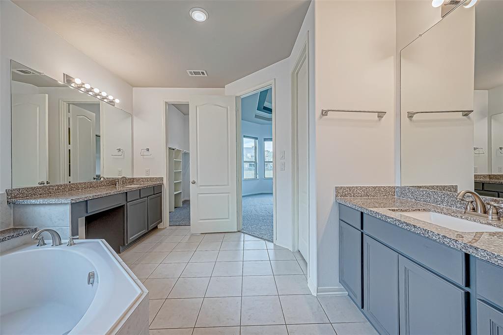 1330 Wild Geranium Drive, Richmond, Texas image 44