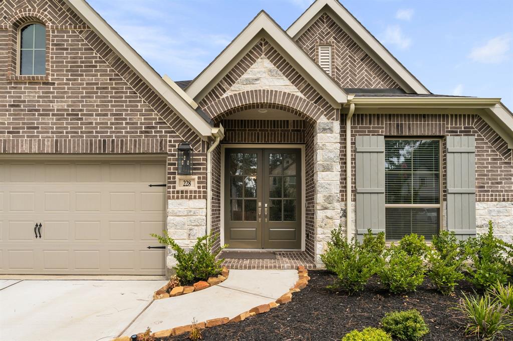 228 West Netleaf Court