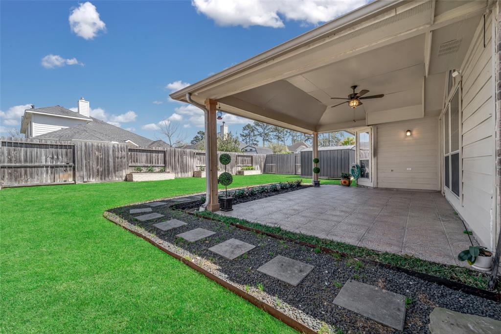 22914 Cove Timbers Court, Tomball, Texas image 29