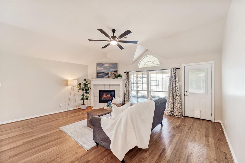 22914 Cove Timbers Court, Tomball, Texas image 11
