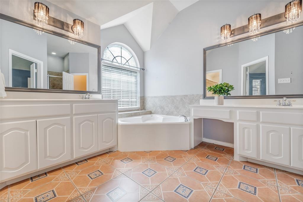 22914 Cove Timbers Court, Tomball, Texas image 22