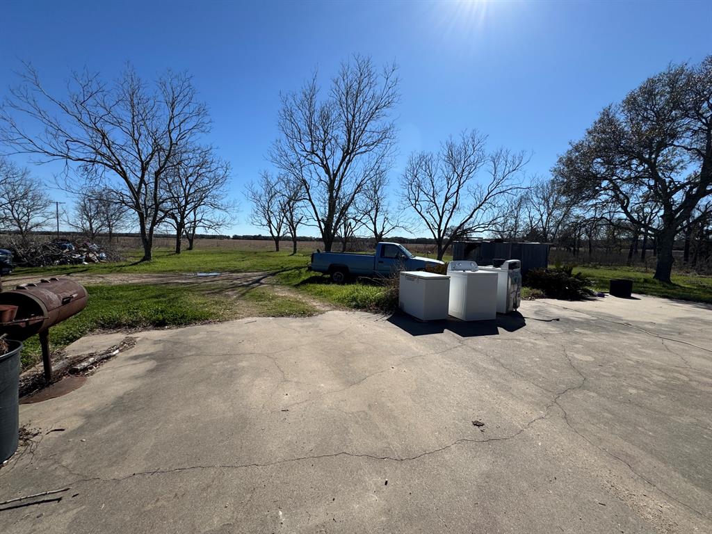 7181 Fm 1300 Road, Louise, Texas image 13