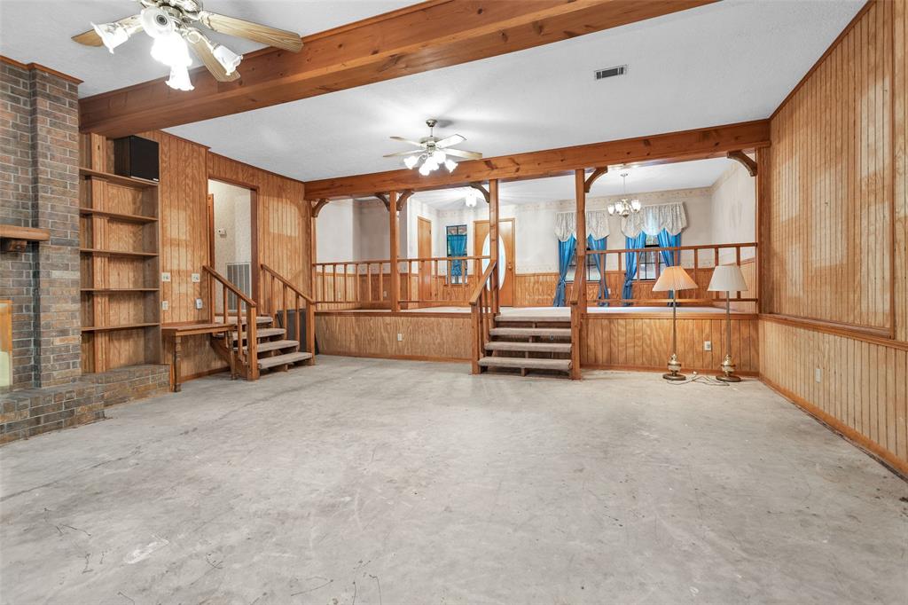 24614 Spruce, Huntsville, Texas image 10