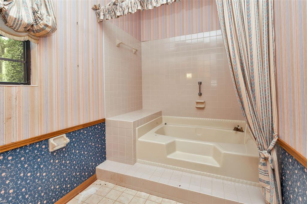 24614 Spruce, Huntsville, Texas image 27