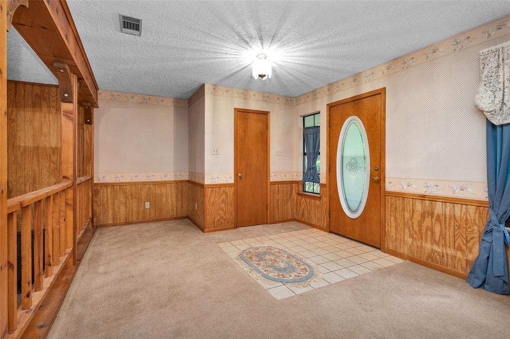 24614 Spruce, Huntsville, Texas image 7