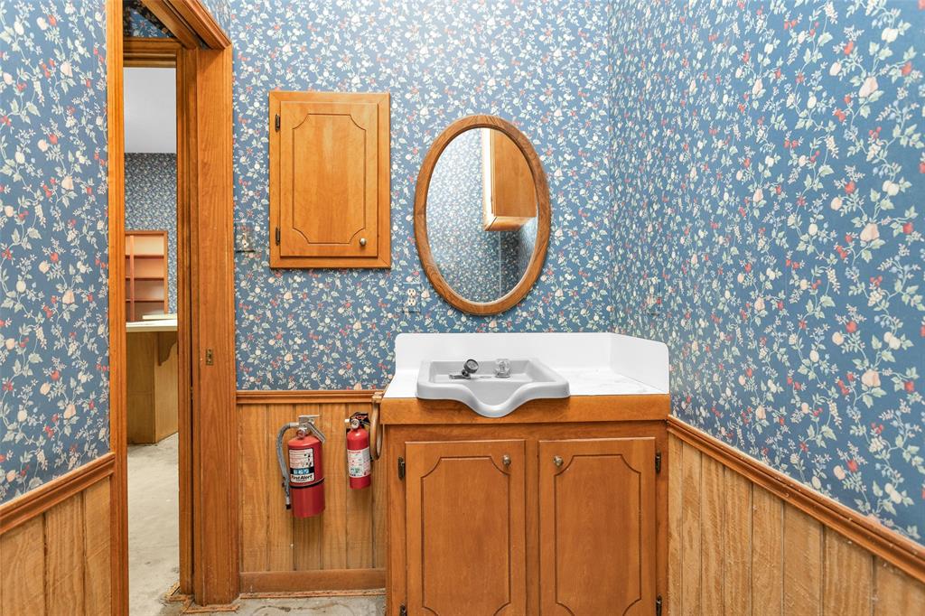 24614 Spruce, Huntsville, Texas image 34