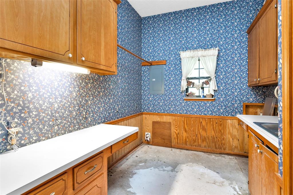 24614 Spruce, Huntsville, Texas image 19