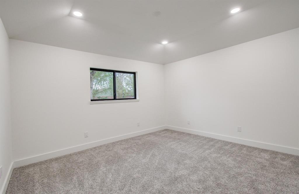 1423 Mapleton Drive, Houston, Texas image 15
