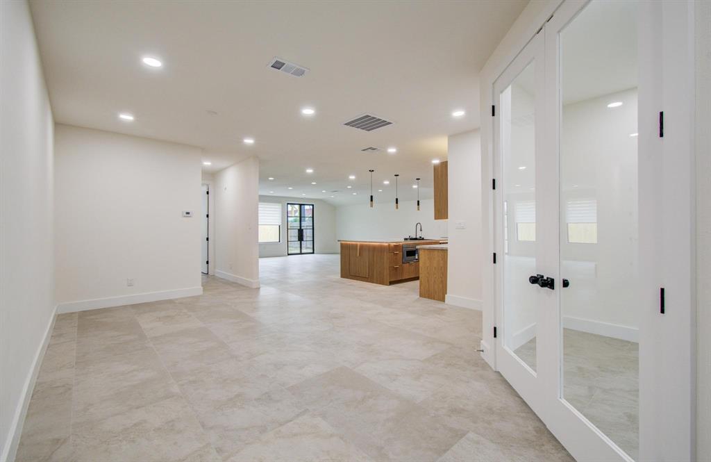 1423 Mapleton Drive, Houston, Texas image 37