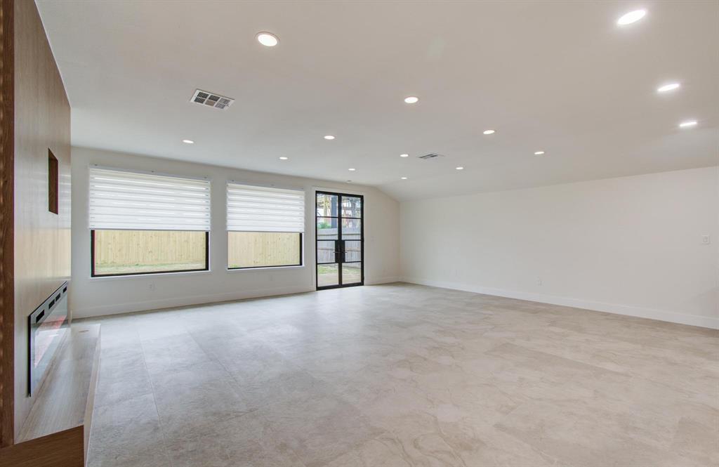 1423 Mapleton Drive, Houston, Texas image 26