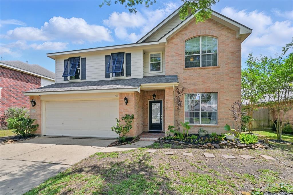 2705 Sandal Walk, Pearland, Texas image 3