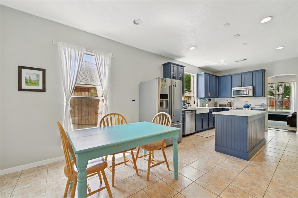2705 Sandal Walk, Pearland, Texas image 16