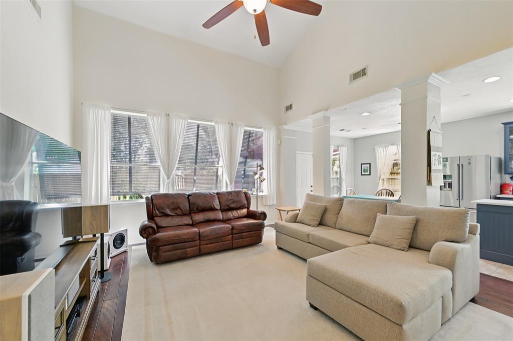 2705 Sandal Walk, Pearland, Texas image 14
