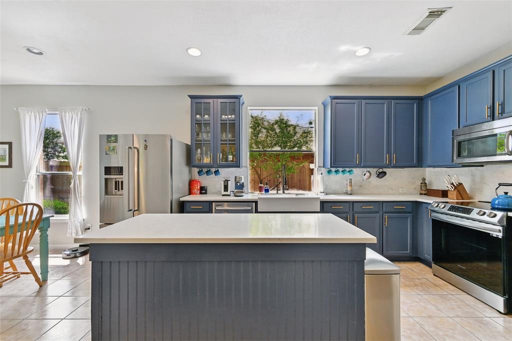 2705 Sandal Walk, Pearland, Texas image 19