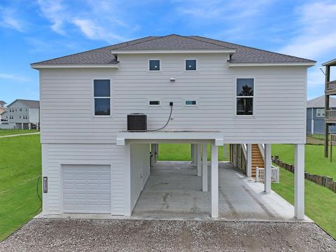 A home in Crystal Beach