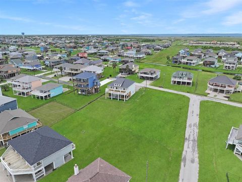 A home in Crystal Beach