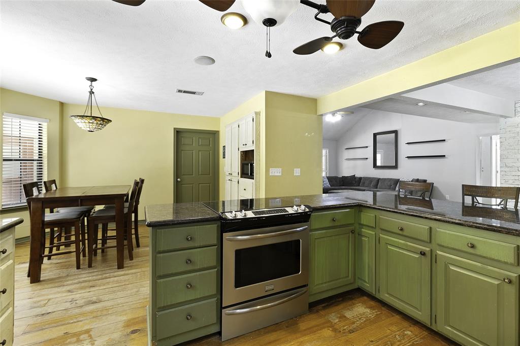 526 Pebble Creek Crk, Livingston, Texas image 17