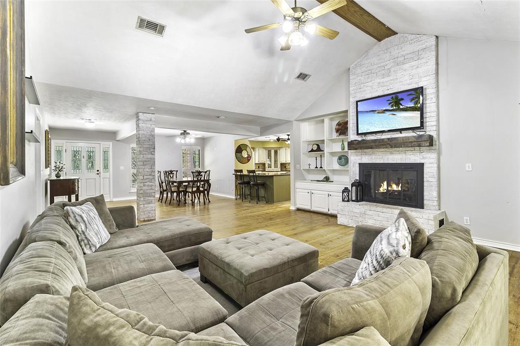 526 Pebble Creek Crk, Livingston, Texas image 8