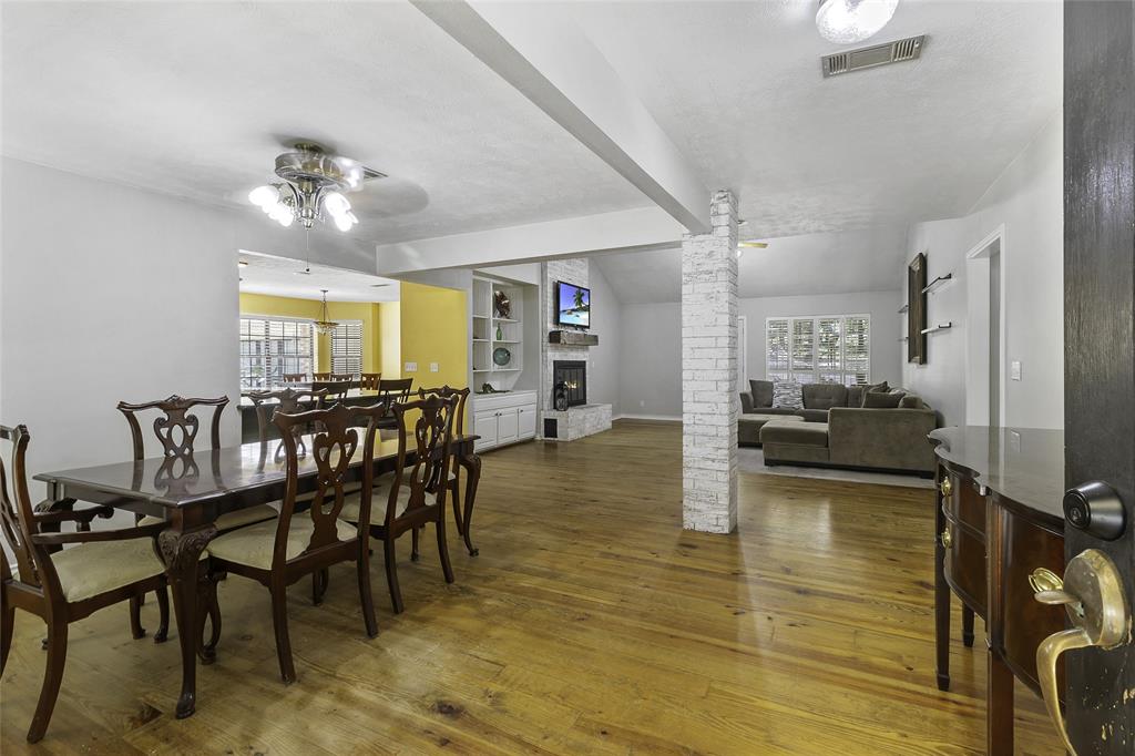 526 Pebble Creek Crk, Livingston, Texas image 5