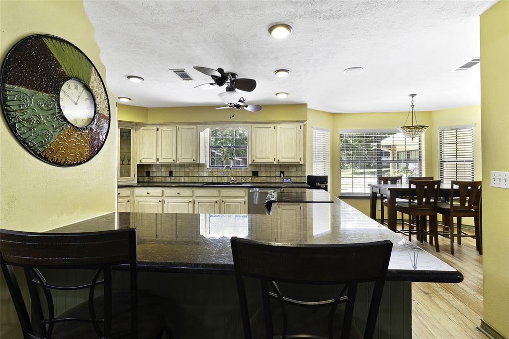 526 Pebble Creek Crk, Livingston, Texas image 12