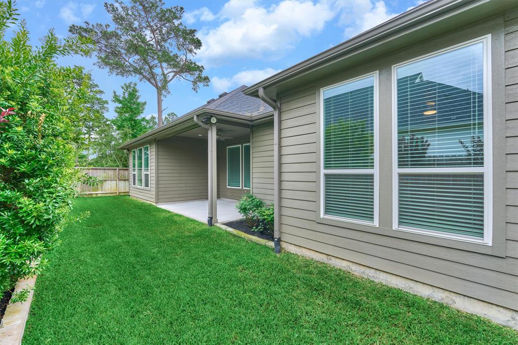 110 S Ocotillo Ridge, Montgomery, Texas image 5