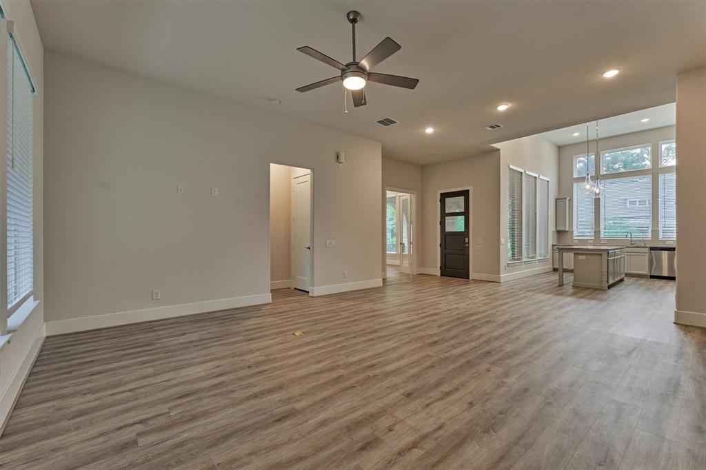 110 S Ocotillo Ridge, Montgomery, Texas image 3