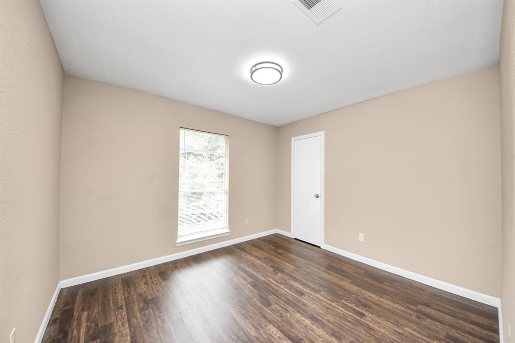 2257 County Road 206, Alvin, Texas image 36