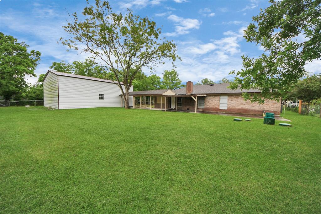 2257 County Road 206, Alvin, Texas image 8