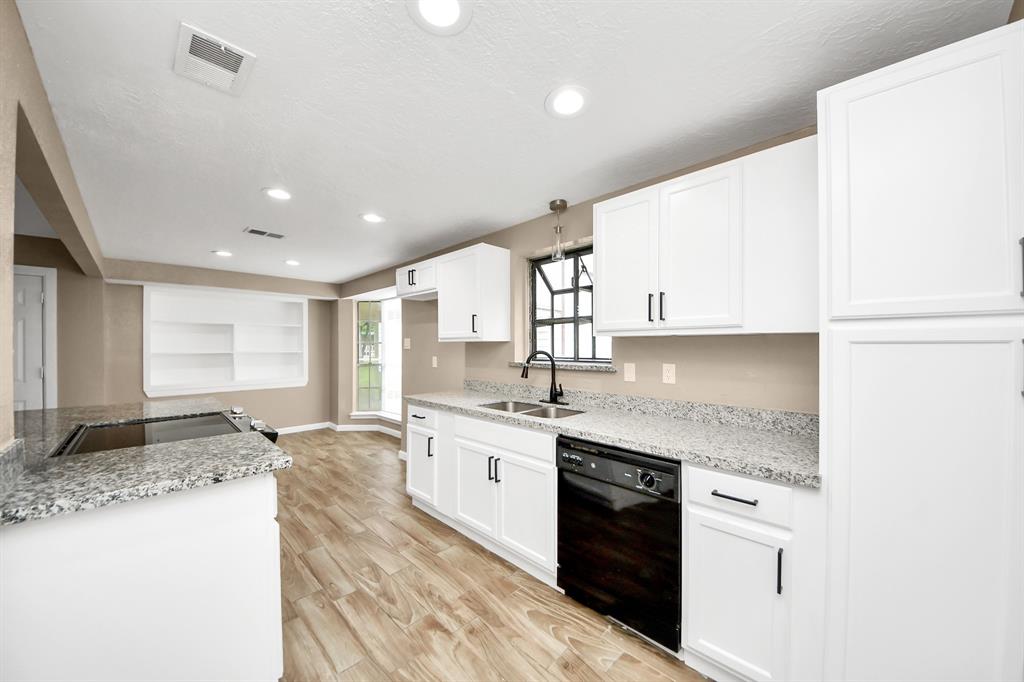 2257 County Road 206, Alvin, Texas image 25