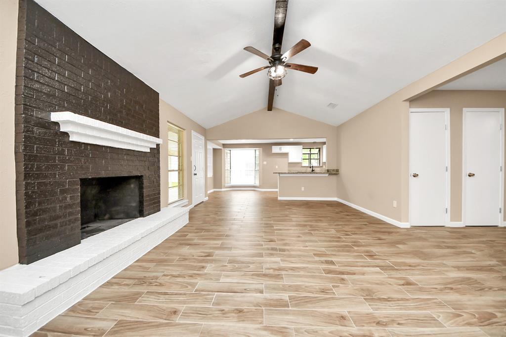 2257 County Road 206, Alvin, Texas image 10