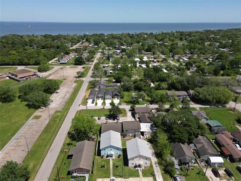 4106 Coon Street Bacliff TX 77518