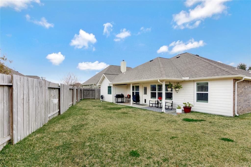 711 Buttercup Court, Sealy, Texas image 32