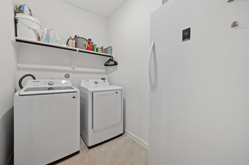 228 Little Spring Court, Anahuac, Texas image 24