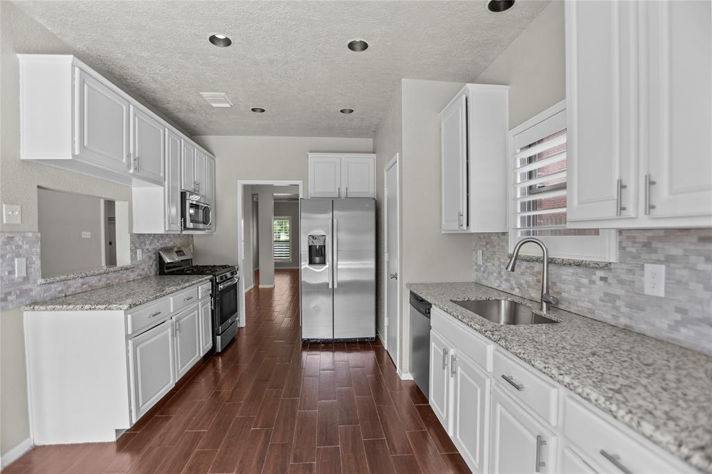 1011 Highland Woods Drive