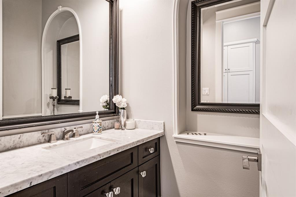 6118 Soaring Pine Court, Kingwood, Texas image 24