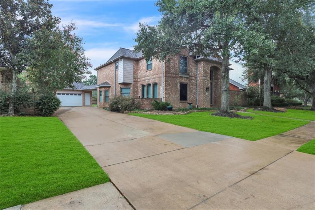 12151 Maple Rock Drive, Houston, Texas image 2