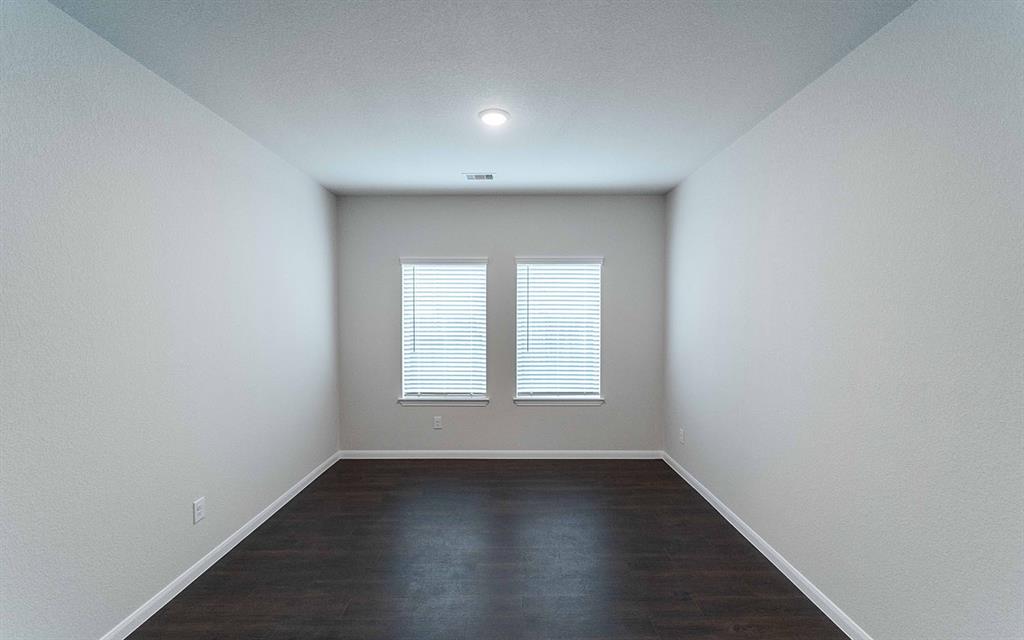 13101 Sapphire Lake Lane, Texas City, Texas image 2