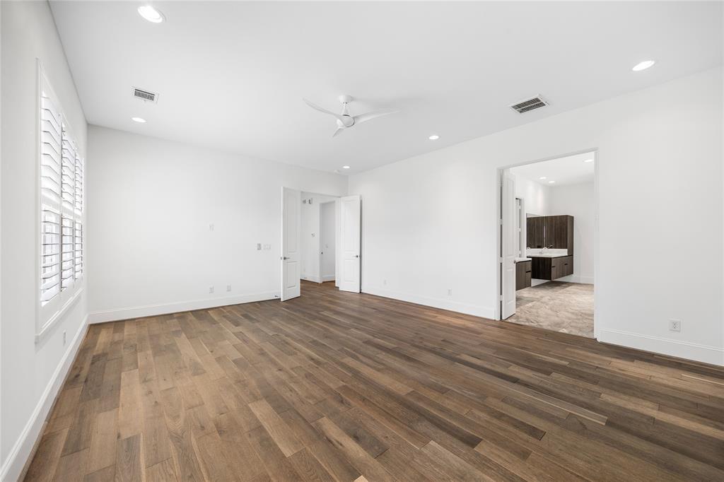 Houston, Texas 77043, United States, 4 Bedrooms Bedrooms, ,5 BathroomsBathrooms,Residential,Active,189015