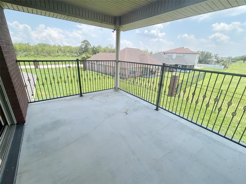 4110 Greenway Meadows Drive, Port Arthur, Texas image 37