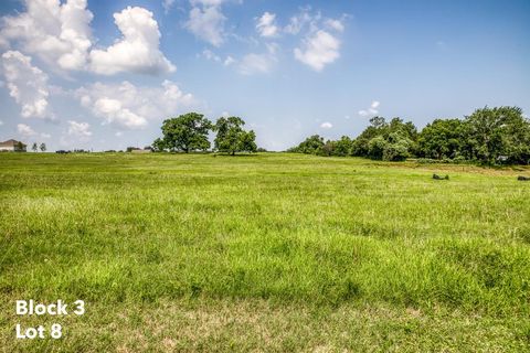 Photo of 2412 Oak Hollow Lane, Brenham, TX 77833 (MLS # 60918704) Photo of 2412 Oak Hollow Lane, Brenham, TX 77833 (MLS # 60918704)