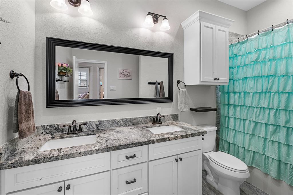 630 Rain Cloud Drive, Baytown, Texas image 22