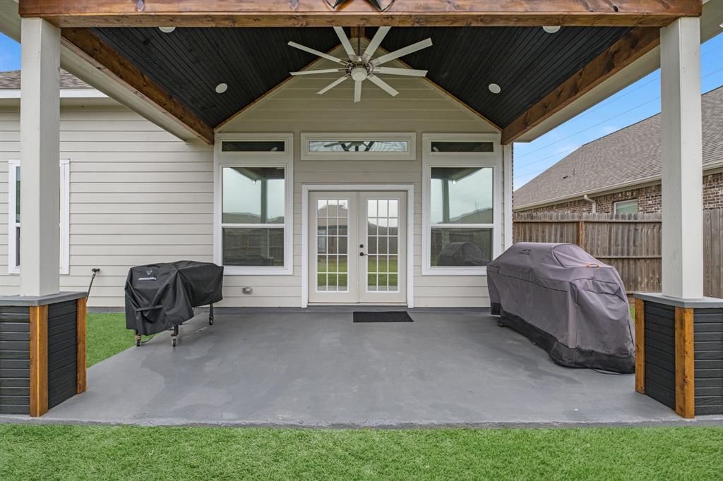 630 Rain Cloud Drive, Baytown, Texas image 24