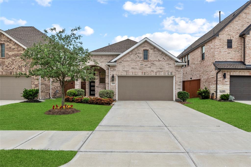 7015 Winterberry Glen Lane, Katy, Texas image 1