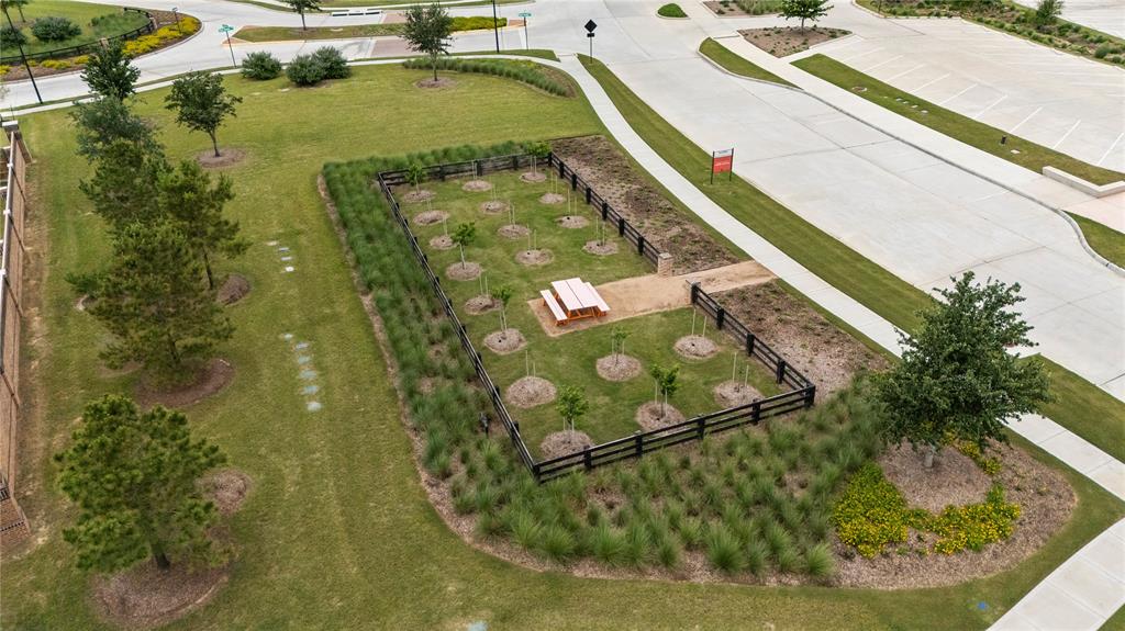 7015 Winterberry Glen Lane, Katy, Texas image 25