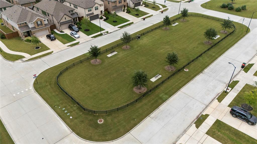 7015 Winterberry Glen Lane, Katy, Texas image 23