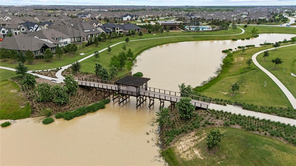 7015 Winterberry Glen Lane, Katy, Texas image 26